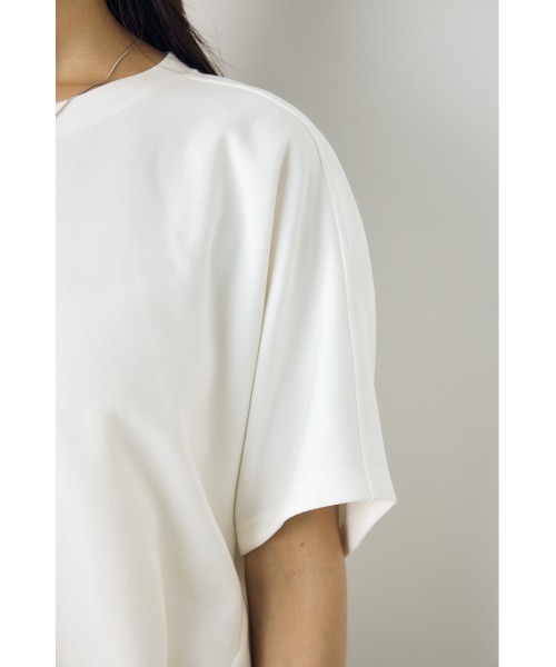 AZUL by moussy(アズールバイマウジー)の「【身長/骨格別着用画像あり】コクーンカットトップス 春服 夏服 秋服 シンプル 無地 大人カジュアル 二の腕カバー 体系カバー(Tシャツ/カットソー・レディース・ブラウン/ブラック/オフホワイト・FREE)」の11枚目の写真