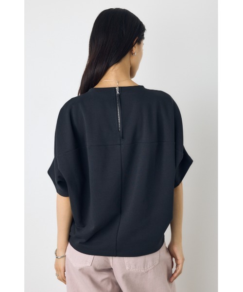 AZUL by moussy(アズールバイマウジー)の「【身長/骨格別着用画像あり】コクーンカットトップス 春服 夏服 秋服 シンプル 無地 大人カジュアル 二の腕カバー 体系カバー(Tシャツ/カットソー・レディース・ブラウン/ブラック/オフホワイト・FREE)」の16枚目の写真
