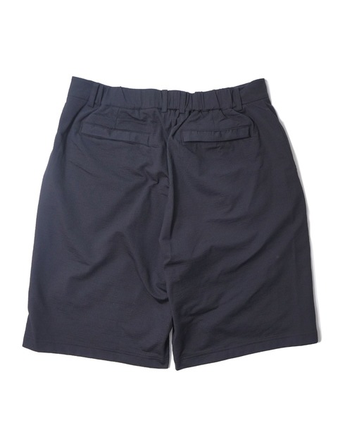 BENCH AT THE GREENE GOLF(ベンチアットザグリーンゴルフ)の「BENCH AT THE GREENE GOLF / KNIT SEERSUCKER SHORTS /セットアップ対応 通気性・吸汗速乾・UVカット COOLMAX(その他パンツ・メンズ・ホワイト×ネイビー/ブラック・MEDIUM/LARGE/X-LARGE)」の5枚目の写真