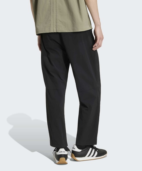 adidas(アディダス)の「クールフィーリング ルーズフィット テーバードフィット オープンヘム ストレッチウーブン パンツ / アディダス adidas(その他パンツ・メンズ・ブラック・XX-LARGE/3XL/LARGE/MEDIUM/SMALL/X-LARGE)」の2枚目の写真