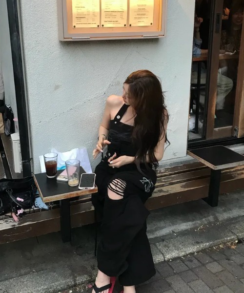 as you are（アズユーアー）の「◇ASYOUARE◇ブランド直輸入正規品/ベルト付きダメージスウェットパンツ Belted Distressed Sweatpants（スウェットパンツ・レディース・グレー/ブラック・M）」の8枚目の写真