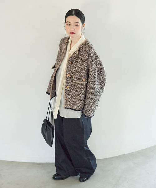 journal standard L'essage(ジャーナルスタンダードレサージュ)の「GIOLICA ツイード D/Sジャケット(ノーカラージャケット・レディース・ナチュラル・FREE)」の6枚目の写真