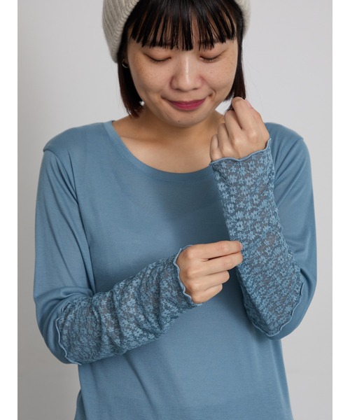 Samansa Mos2(サマンサ モスモス)の「袖レース切り替えシアーカットソー(Tシャツ/カットソー・レディース・ブラック/ブルー/ブラウン/キナリ・F)」の4枚目の写真