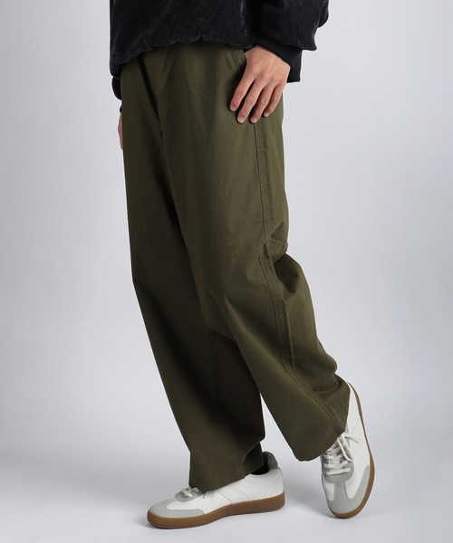 WESTSEA(ウエストシー)の「Hanes / ヘインズ ワイドフィット コットンツイル チノパンツ ワイドパンツ(チノパンツ・メンズ・カーキ/ベージュ/ブラック・LL/L/M)」の9枚目の写真
