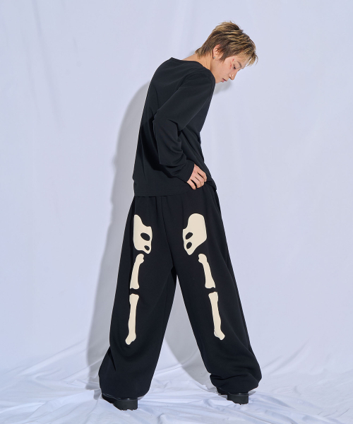 PITCHBLACK(ピッチブラック)の「スケルトンプリントスウェットパンツ(ブラック)(スウェットパンツ・メンズ・その他・SMALL/MEDIUM/LARGE/X-LARGE)」の3枚目の写真