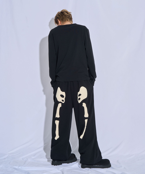 PITCHBLACK(ピッチブラック)の「スケルトンプリントスウェットパンツ(ブラック)(スウェットパンツ・メンズ・その他・SMALL/MEDIUM/LARGE/X-LARGE)」の4枚目の写真