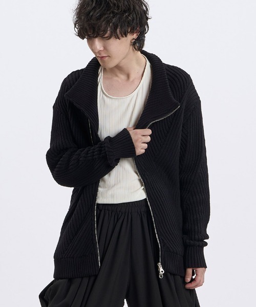 NO ID.(ノーアイディ)の「mn3309- ハイネックライダースニットZIP-CD ジップカーディガン(459010-598K)(カーディガン/ボレロ・メンズ・グレー/ブラック/ブラック×グレー・ONE SIZE)」の20枚目の写真
