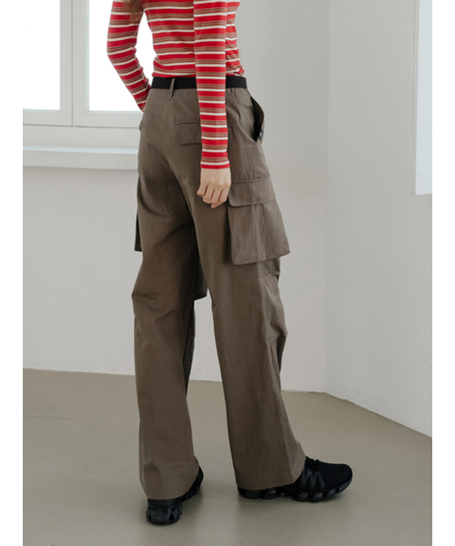 NITINA(ニティナ)の「オーバーサイズビッグポケットパンツ BR(その他パンツ・レディース・ブラウン・SMALL/MEDIUM)」の2枚目の写真