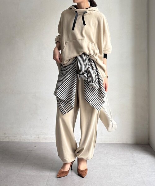 DouDou(ドゥドゥ)の「【WEB限定】フリースパンツ(その他パンツ・レディース・ホワイト系その他/グレイッシュベージュ・FREE)」の4枚目の写真
