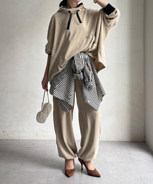 DouDou(ドゥドゥ)の「【WEB限定】フリースパンツ(その他パンツ・レディース・ホワイト系その他/グレイッシュベージュ・FREE)」の5枚目の写真