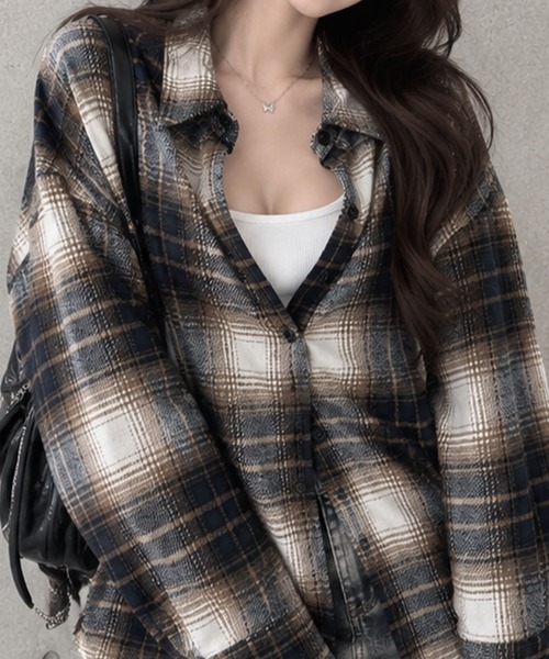 GLAMOROUS JANE(グラマラスジェーン)の「オーバーサイズチェックシャツ(シャツ/ブラウス・レディース・ピンク/ブルー/ネイビー/ブラック/レッド/ブラウン・FREE)」の16枚目の写真