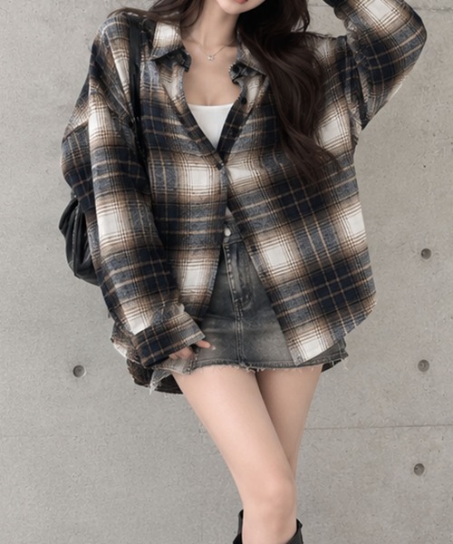GLAMOROUS JANE(グラマラスジェーン)の「オーバーサイズチェックシャツ(シャツ/ブラウス・レディース・ピンク/ブルー/ネイビー/ブラック/レッド/ブラウン・FREE)」の17枚目の写真