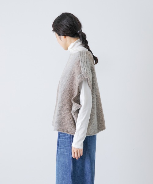 かぐれ(カグレ)の「グラデーションニットベスト(ニット/セーター・レディース・チャコールグレー/ベージュ系その他・FREE)」の17枚目の写真