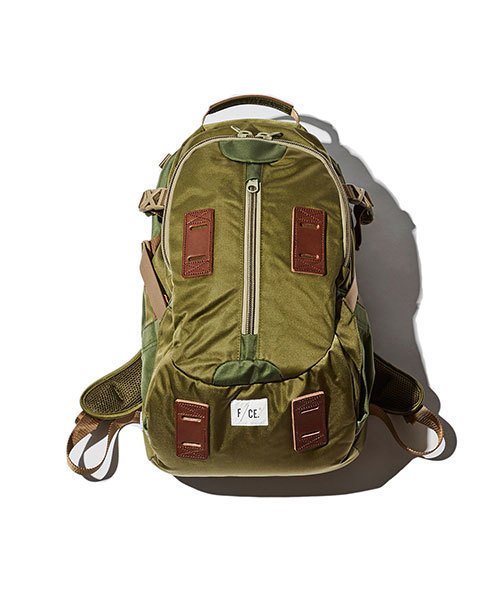 F/CE. (エフシーイー)の「F/CE. SATIN TRAVEL BP / エフシーイー サテントラベルバックパック(バックパック/リュック・メンズ・キャメル/ブラック/オリーブ/ネイビー/タン/グレー・FREE)」の5枚目の写真