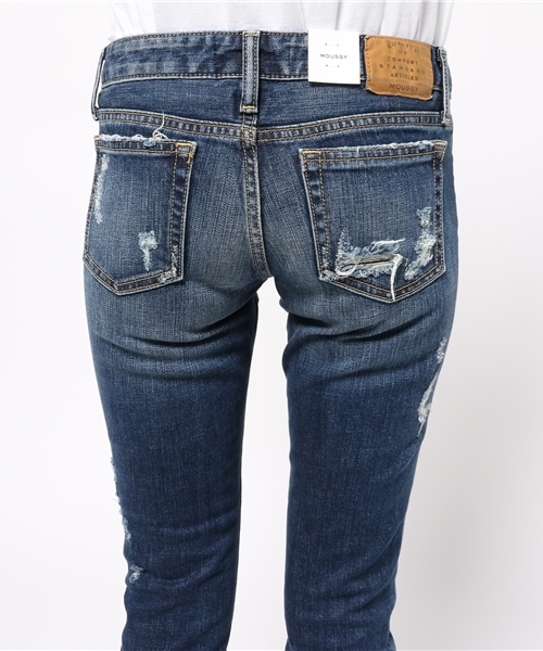 MOUSSY（マウジー）の「damage cropped Skinny（デニムパンツ・レディース・ブルー/ライトブルー・27inch/26inch/23inch/24inch/25inch）」の4枚目の写真