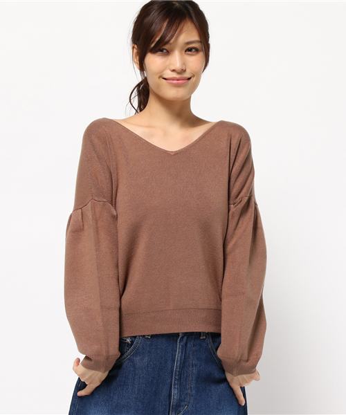 amelier MAJESTIC LEGON（アメリエルマジェスティックレゴン）の「【雑誌掲載】袖ボリュームプルオーバー（ニット/セーター・レディース・ピンクベージュ/オフホワイト/モカ/キャメル/ライトグレー/サックスブルー/ブラック/ライトピンク/アイボリー・FREE）」の20枚目の写真