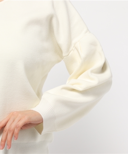 amelier MAJESTIC LEGON（アメリエルマジェスティックレゴン）の「【雑誌掲載】袖ボリュームプルオーバー（ニット/セーター・レディース・ピンクベージュ/オフホワイト/モカ/キャメル/ライトグレー/サックスブルー/ブラック/ライトピンク/アイボリー・FREE）」の14枚目の写真