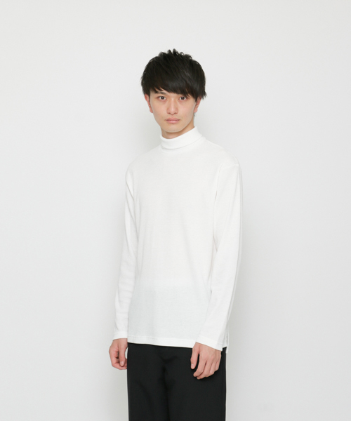 SENSE OF PLACE by URBAN RESEARCH(センスオブプレイスバイアーバンリサーチ)の「ワッフルタートルネックロングTシャツ(Tシャツ/カットソー・メンズ・ベージュ/ホワイト/グレー・MEDIUM/LARGE)」の2枚目の写真
