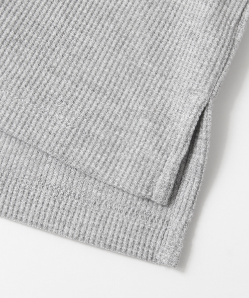 SENSE OF PLACE by URBAN RESEARCH(センスオブプレイスバイアーバンリサーチ)の「ワッフルタートルネックロングTシャツ(Tシャツ/カットソー・メンズ・ベージュ/ホワイト/グレー・MEDIUM/LARGE)」の6枚目の写真