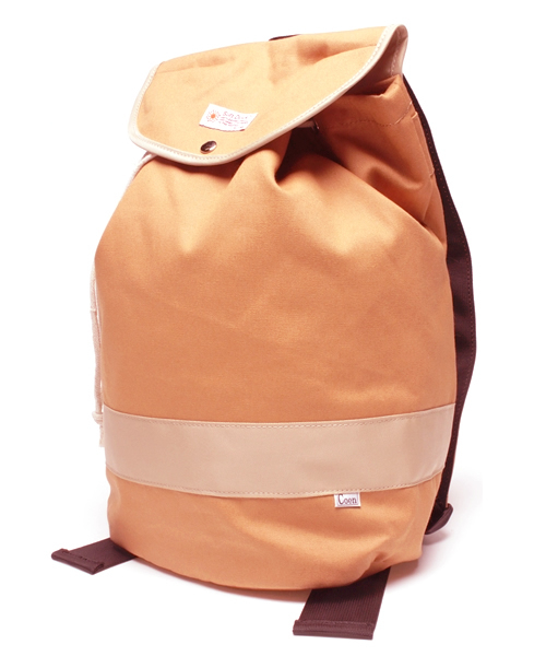 coen(コーエン)の「SUN DUCK デイパック(バックパック/リュック・メンズ・レッド/オリーブ/コバルトブルー/ネイビー/ブラック/グレー/ナチュラル/ブラウン・フリー)」の4枚目の写真
