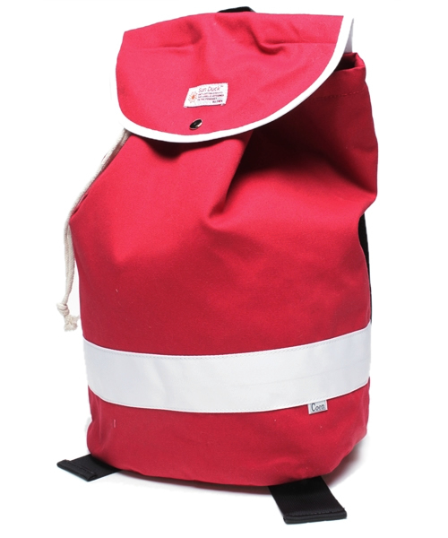 coen(コーエン)の「SUN DUCK デイパック(バックパック/リュック・メンズ・レッド/オリーブ/コバルトブルー/ネイビー/ブラック/グレー/ナチュラル/ブラウン・フリー)」の8枚目の写真