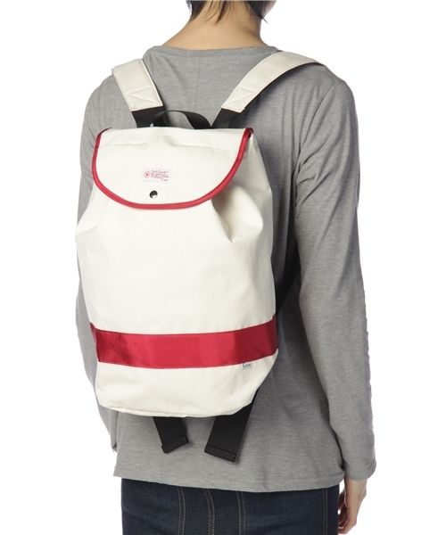 coen(コーエン)の「SUN DUCK デイパック(バックパック/リュック・メンズ・レッド/オリーブ/コバルトブルー/ネイビー/ブラック/グレー/ナチュラル/ブラウン・フリー)」の15枚目の写真