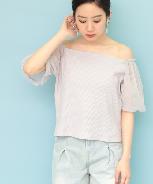 mystic(ミスティック)の「袖チュールT(Tシャツ/カットソー・レディース・オフホワイト/ブラック/グレー/ベージュ・FREE/フリ-)」の4枚目の写真