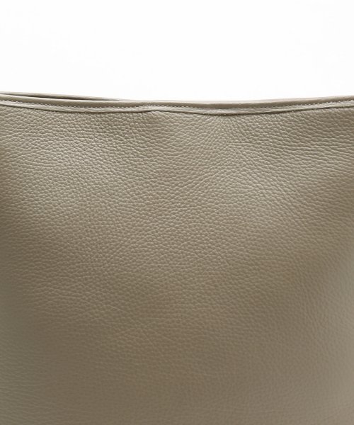 VIOLAd'ORO（ヴィオラドーロ）の「【WEB限定】VIOLA d'OROショルダーバッグ（ショルダーバッグ・レディース・ブラック/ベージュ・FREE）」の22枚目の写真