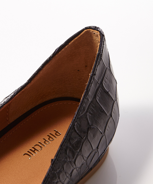 新作人気 Pippichic Anna クロコvラインフラットシューズ パンプス