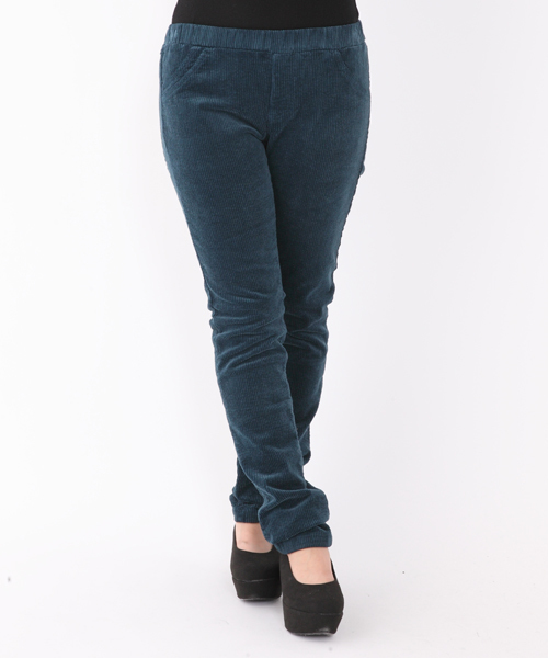 Kastane（カスタネ）の「スキニーパンツ（その他パンツ・レディース・インディゴブルー/ケミカルウォッシュ/ターコイズブルー/レッド/サンドベージュ/ブラック/イエロー/ベージュ/ピンク/ブルー/アニマル/その他1・SMALL/MEDIUM）」の5枚目の写真