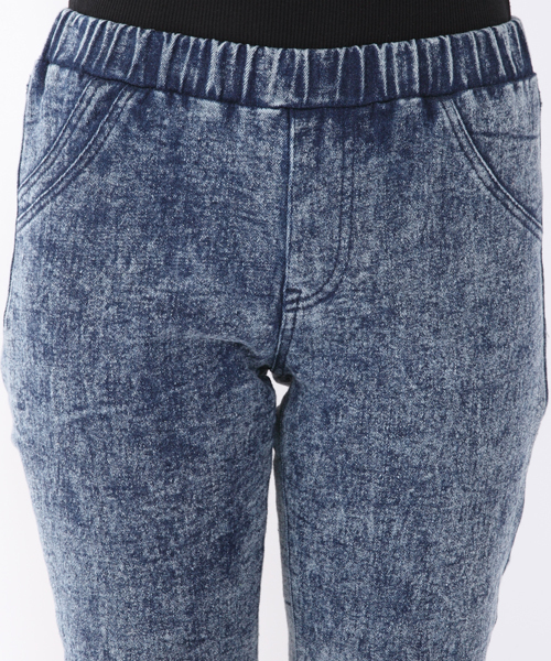 Kastane（カスタネ）の「スキニーパンツ（その他パンツ・レディース・インディゴブルー/ケミカルウォッシュ/ターコイズブルー/レッド/サンドベージュ/ブラック/イエロー/ベージュ/ピンク/ブルー/アニマル/その他1・SMALL/MEDIUM）」の13枚目の写真