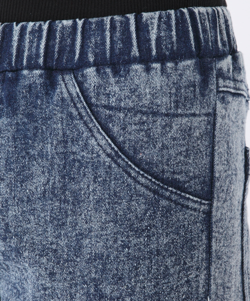 Kastane（カスタネ）の「スキニーパンツ（その他パンツ・レディース・インディゴブルー/ケミカルウォッシュ/ターコイズブルー/レッド/サンドベージュ/ブラック/イエロー/ベージュ/ピンク/ブルー/アニマル/その他1・SMALL/MEDIUM）」の14枚目の写真