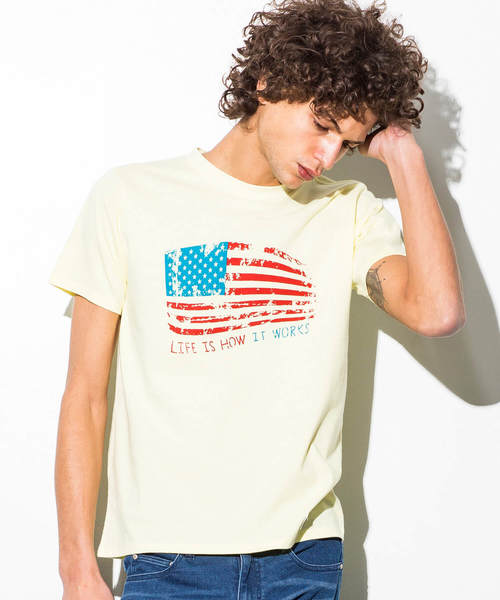 AZ by junhashimoto（エーゼイ バイ ジュンハシモト）の「AZ by junhashimoto(エーゼイ バイ ジュンハシモト)プリントＴシャツ（Tシャツ/カットソー・メンズ・オフホワイト/ピンク/ライトイエロー・LARGE/MEDIUM/SMALL/X-LARGE）」の2枚目の写真