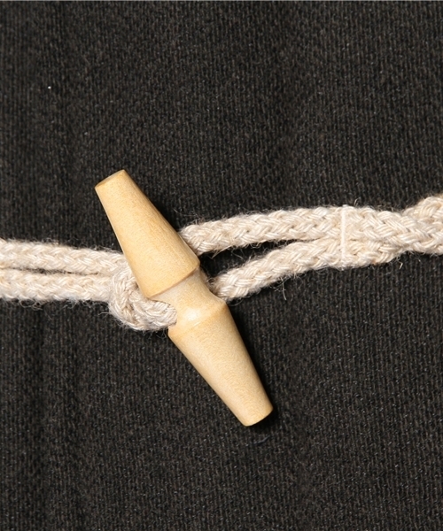 WHIZLIMITED（ウィズリミテッド）の「DREW COAT（ダッフルコート・メンズ・ベージュ系その他/チャコールグレー×ブラック/ブルー系その他・MEDIUM/LARGE）」の12枚目の写真