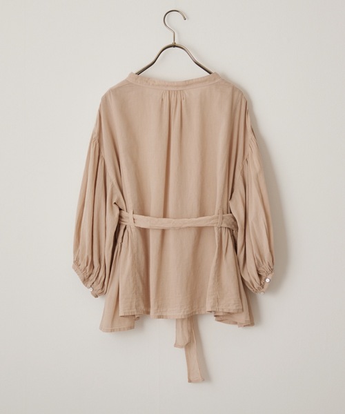 IKKUNA(イクナ)の「puff-sleeve blouse(シャツ/ブラウス・レディース・ナチュラル/コバルトブルー/コーラルピンク/チャコールグレー/ホワイト・1)」の19枚目の写真