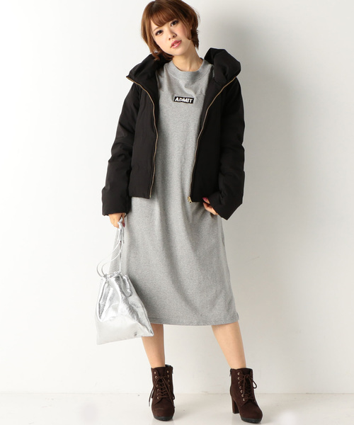 archives(アルシーヴ)の「ボックスロゴ刺繍BIGワンピース(ワンピース・レディース・グレー/チャコールグレー/ブルー・MEDIUM)」の18枚目の写真