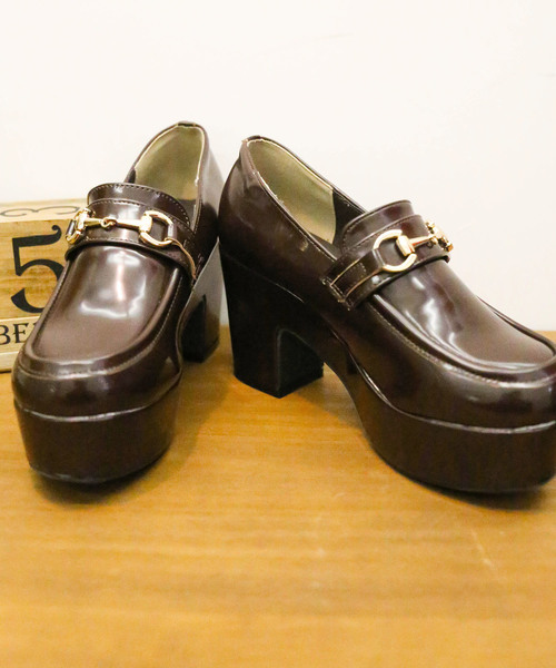 WEGO（ウィゴー）の「WEGO/ビット付きボリュームローファー（ローファー・レディース・ブラック/ブラウン/ブラック系その他・MEDIUM/LARGE）」の3枚目の写真