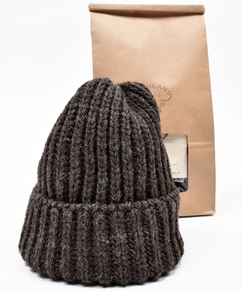 HIGHLAND 2000(ハイランドトゥーサウザンド)の「別注【HIGHLAND 2000 / ハイランド2000】WOOL Rib Bobbycap(ニットキャップ/ビーニー・レディース・チャコールグレー/ライトグレー/ブラック/ネイビー/ブラウン/インディゴブルー/アイボリー/ダークグレー・FREE)」の5枚目の写真