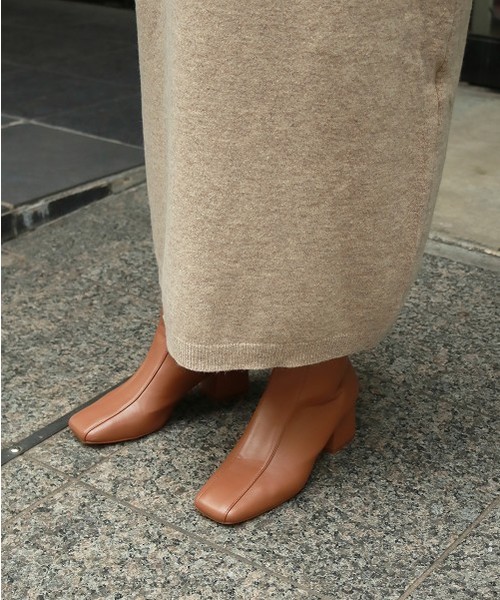 TODAYFUL（トゥデイフル）の「スリーブレスタートルニットドレス