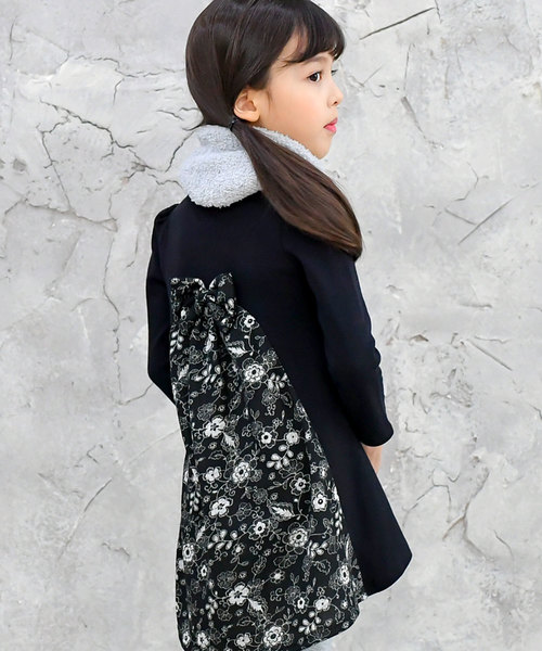 Bee des Bee（ビーデスビー）の「選べる16柄 長袖 Aライン ワンピース（ワンピース・キッズ・その他7/その他12/その他14/その他15/その他3/その他11/その他6/その他10/その他2/その他5/その他8/その他1/その他13/その他9/その他4/その他16・100cm/110cm/120cm/130cm/140cm/150cm）」の3枚目の写真