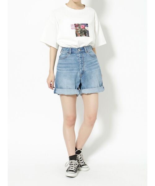 jouetie（ジュエティ）の「ハイウエストデニムショートパンツ（デニムパンツ・レディース・インディゴブルー/ライトブルー・SMALL/MEDIUM）」の3枚目の写真