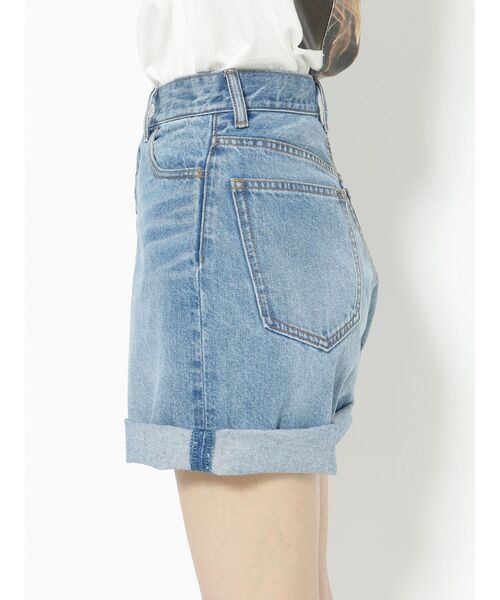 jouetie（ジュエティ）の「ハイウエストデニムショートパンツ（デニムパンツ・レディース・インディゴブルー/ライトブルー・SMALL/MEDIUM）」の5枚目の写真