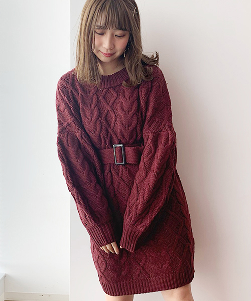 apres jour（アプレジュール）の「ベルト付きケーブルニットワンピース【ZOZOTOWN限定アイテム】19AW★（ワンピース・レディース・ベージュ/ボルドー/モカ/ラベンダー/ライトベージュ/ダークブラウン・フリー）」の6枚目の写真