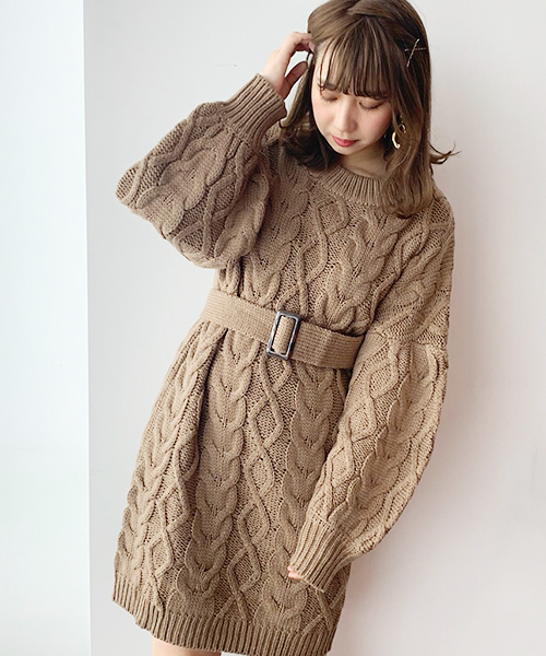 apres jour（アプレジュール）の「ベルト付きケーブルニットワンピース【ZOZOTOWN限定アイテム】19AW★（ワンピース・レディース・ベージュ/ボルドー/モカ/ラベンダー/ライトベージュ/ダークブラウン・フリー）」の18枚目の写真