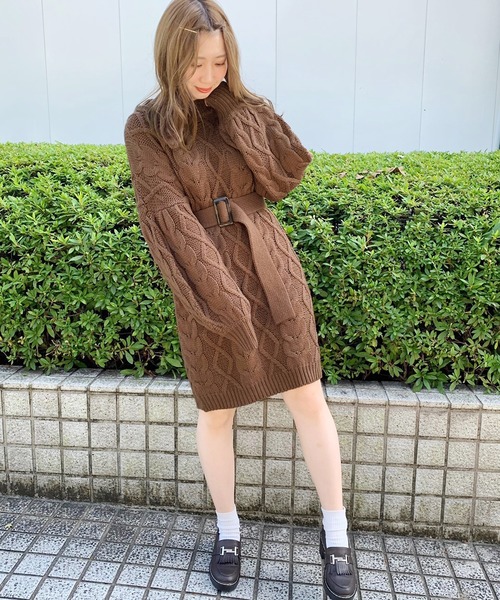 apres jour（アプレジュール）の「ベルト付きケーブルニットワンピース【ZOZOTOWN限定アイテム】19AW★（ワンピース・レディース・ベージュ/ボルドー/モカ/ラベンダー/ライトベージュ/ダークブラウン・フリー）」の9枚目の写真
