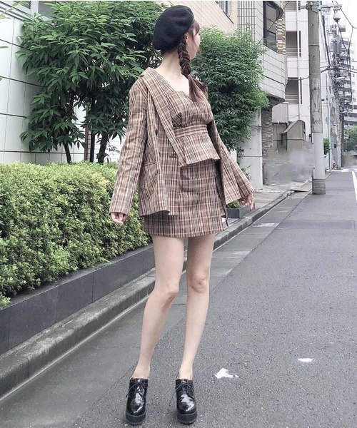 archives（アルシーヴ）の「【SETUPにも】先染めチェックテーラージャケット（テーラードジャケット・レディース・キャメル/ワイン・MEDIUM）」の5枚目の写真