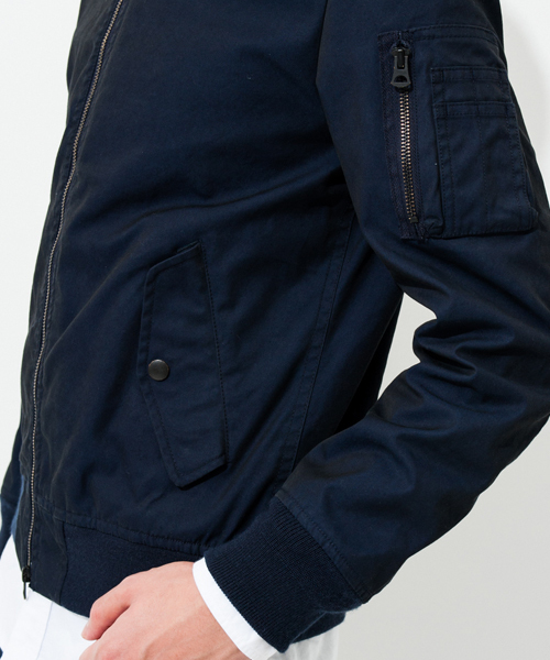 green label relaxing(グリーンレーベルリラクシング)の「△△MILI/GABA MA-1/TYPE ブルゾン ◆(ブルゾン・メンズ・オリーブ/ネイビー・LARGE/SMALL/MEDIUM)」の9枚目の写真