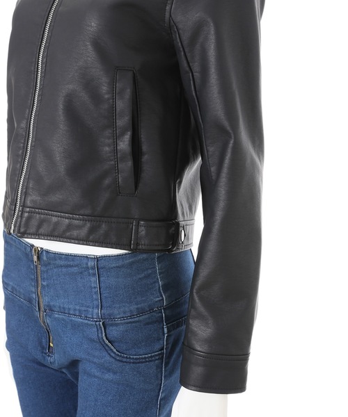 fifth(フィフス)の「ノーカラーフェイクレザージャケット(ライダースジャケット・レディース・ベージュ/ブラック・MEDIUM)」の7枚目の写真