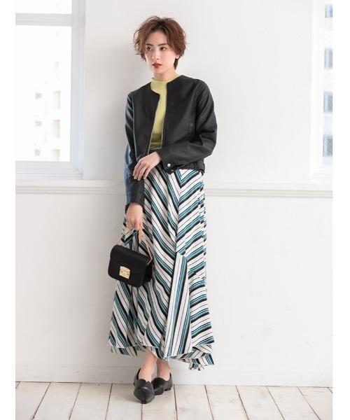 fifth(フィフス)の「ノーカラーフェイクレザージャケット(ライダースジャケット・レディース・ベージュ/ブラック・MEDIUM)」の16枚目の写真