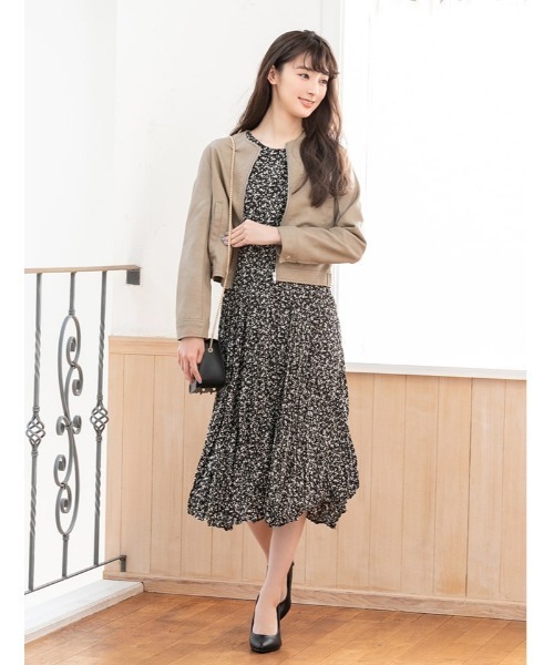 fifth(フィフス)の「ノーカラーフェイクレザージャケット(ライダースジャケット・レディース・ベージュ/ブラック・MEDIUM)」の14枚目の写真